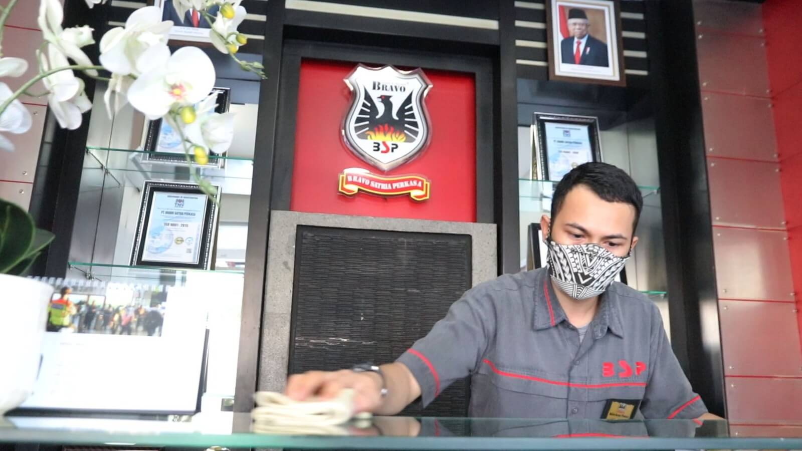 Jasa front office