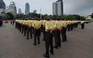Foto : satpam BSP berbaris